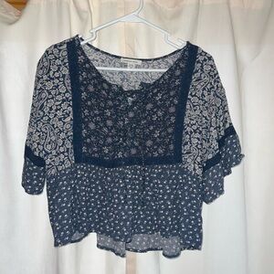 American Eagle Outfitters Blue and White Cropped Blouse